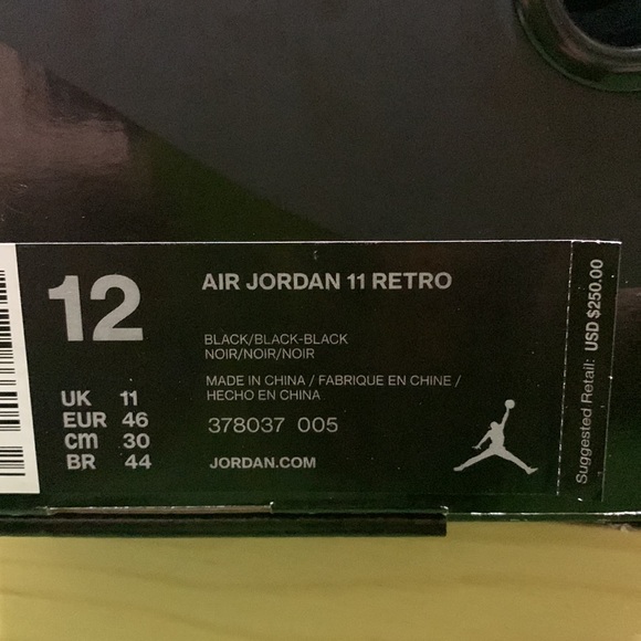 AIR JORDAN 11 RETRO Cap & Gown 🔥 - Picture 6 of 10